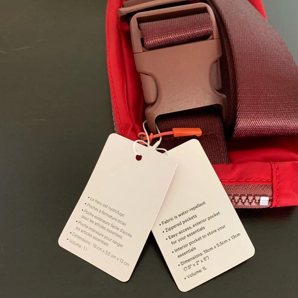 lululemon Lunar New Year Everywhere Belt Bag in Dark Red/Smoky Red Gold NWT New - Picture 8 of 16